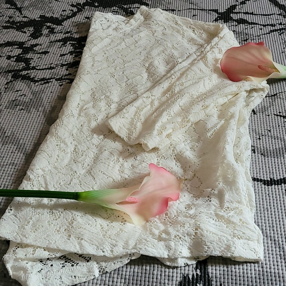 Girls lace top Small by Dantelle